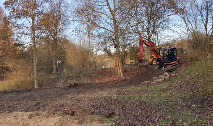 Bauarbeiten am Spielplatz